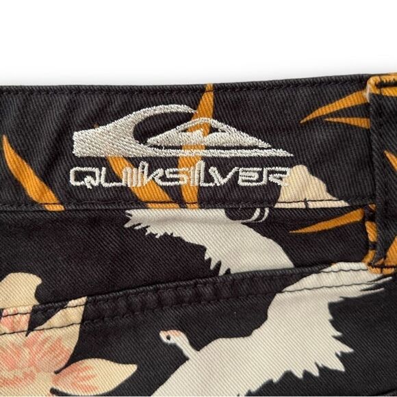 Quiksilver Womens Drift Away Shorts size 29 - Picture 4 of 10